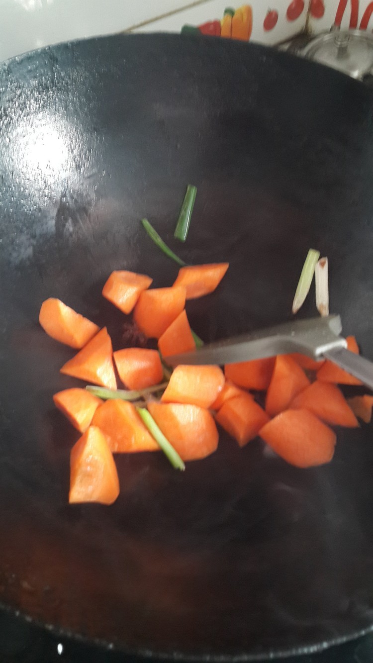 山药胡萝卜炖牛肉步骤4