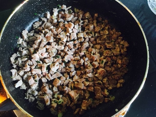 香菇牛肉烧麦步骤6