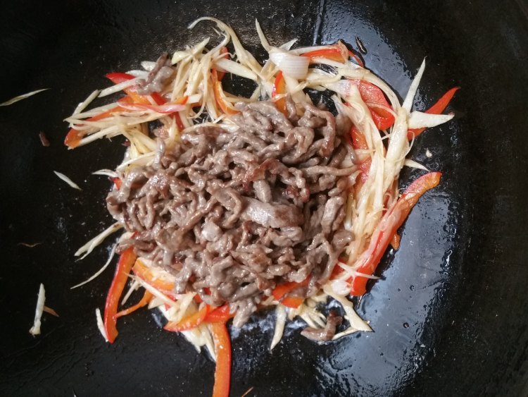 子姜香辣牛肉丝步骤10
