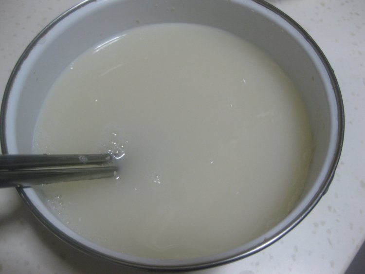 牛肉胡萝卜包子步骤2