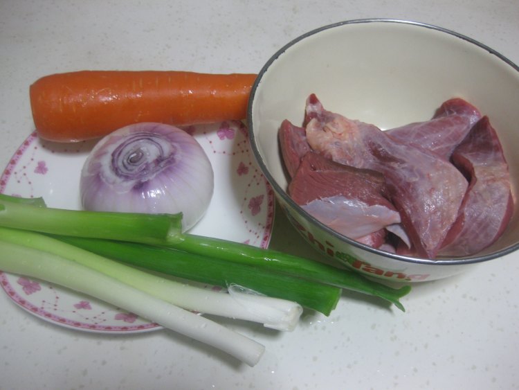 牛肉胡萝卜包子步骤4