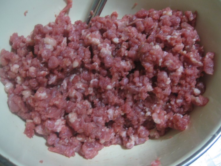 牛肉胡萝卜包子步骤9