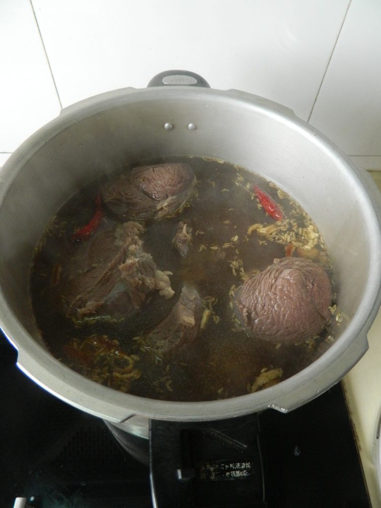 五香卤牛肉步骤7