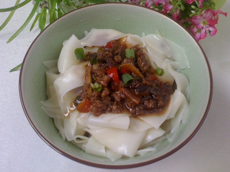 肉酱刀削面步骤9