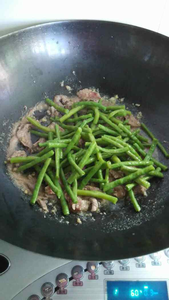牛肉豆角步骤8