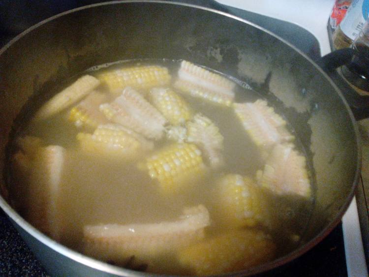 西红柿玉米牛肉汤步骤10