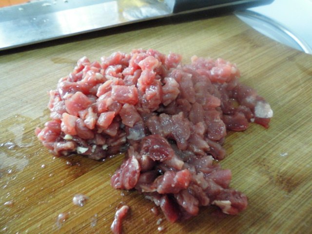 牛肉辣椒酱步骤3