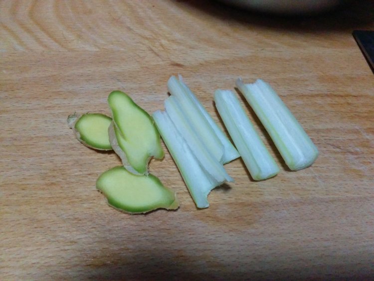 【手工美食】酱焖牛肉步骤4