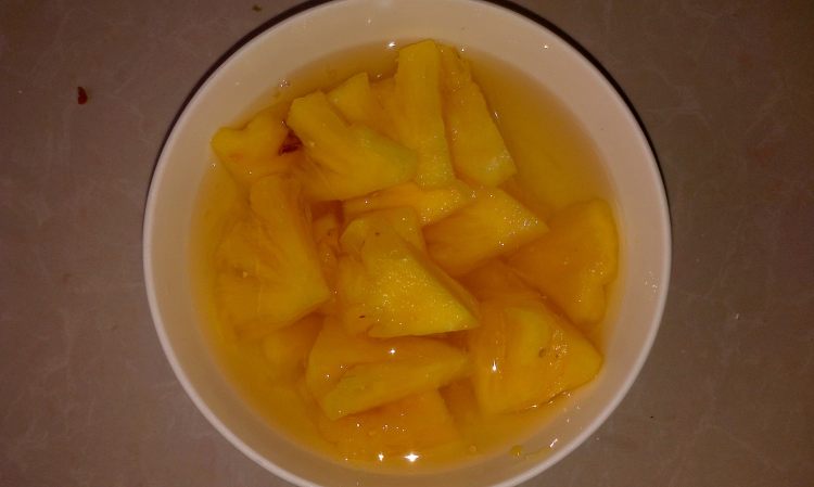 菠萝滑炒牛肉片步骤3