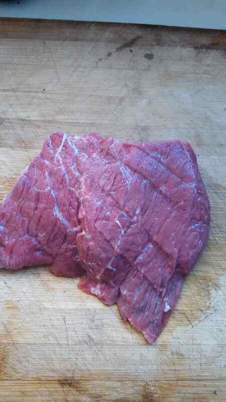 麻辣牛肉片步骤1
