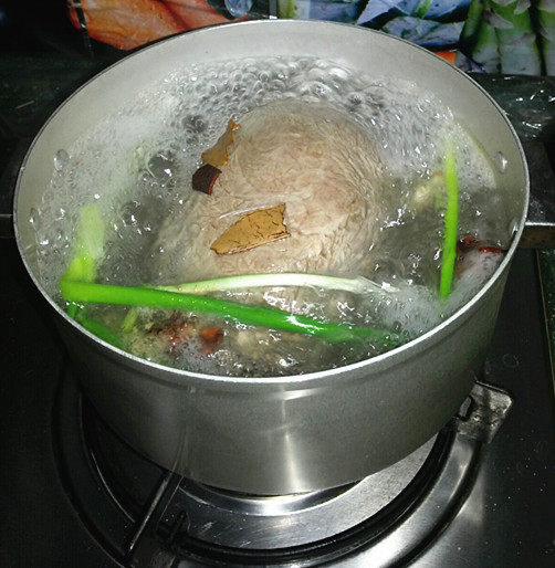 卤干切牛肉步骤5
