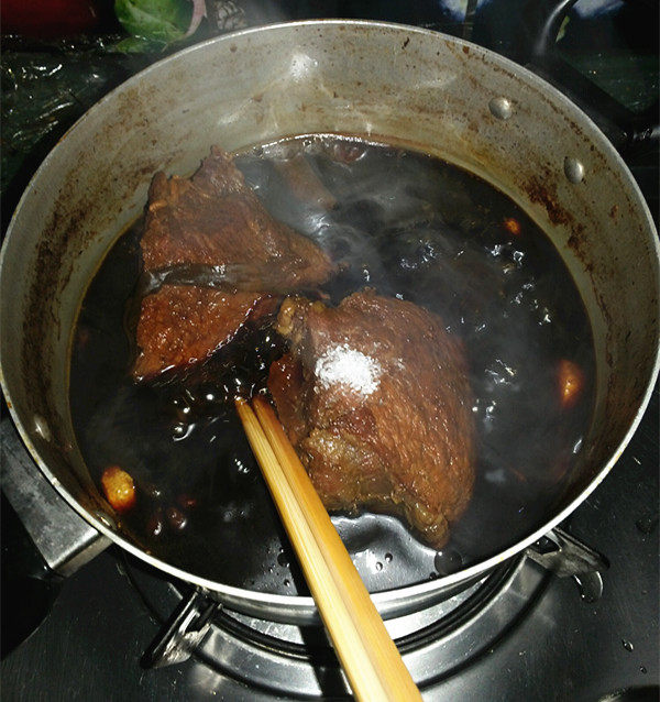 卤干切牛肉步骤16