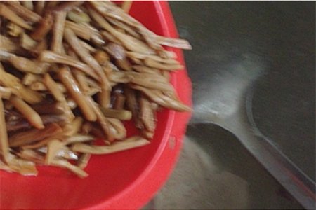 牛肉面花菜步骤5