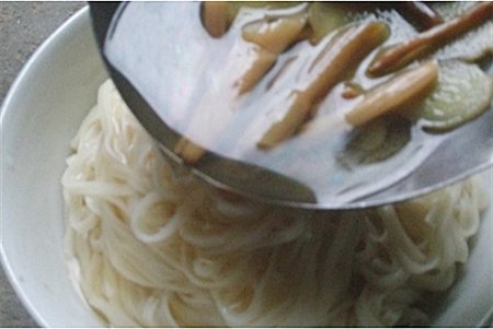 牛肉面花菜步骤9
