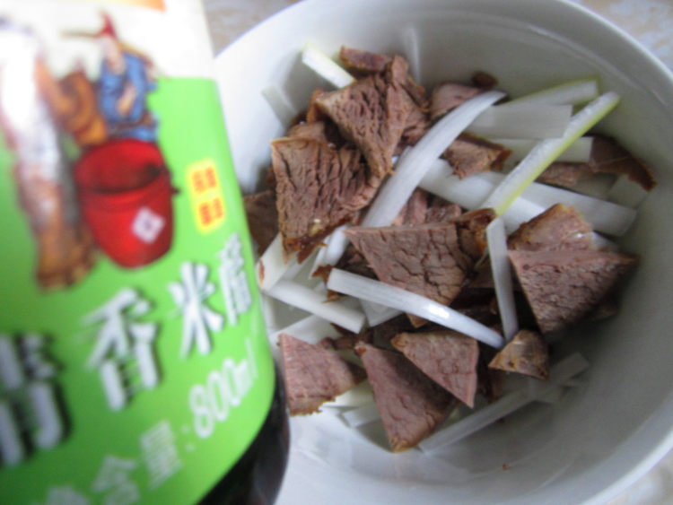 葱丝拌牛肉步骤6