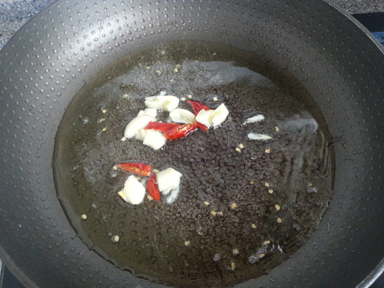 蒜苗炒牛肉步骤3