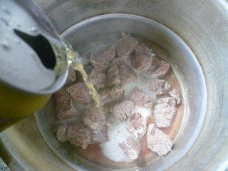 豆腐干烧牛肉步骤5