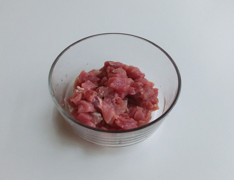 沙茶牛肉丁步骤1