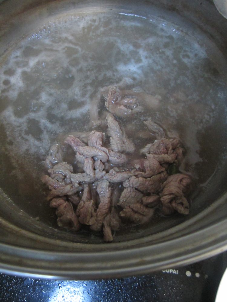 辣煸牛肉丝步骤2