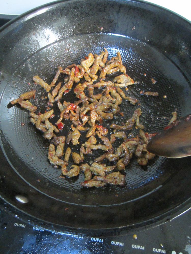辣煸牛肉丝步骤4