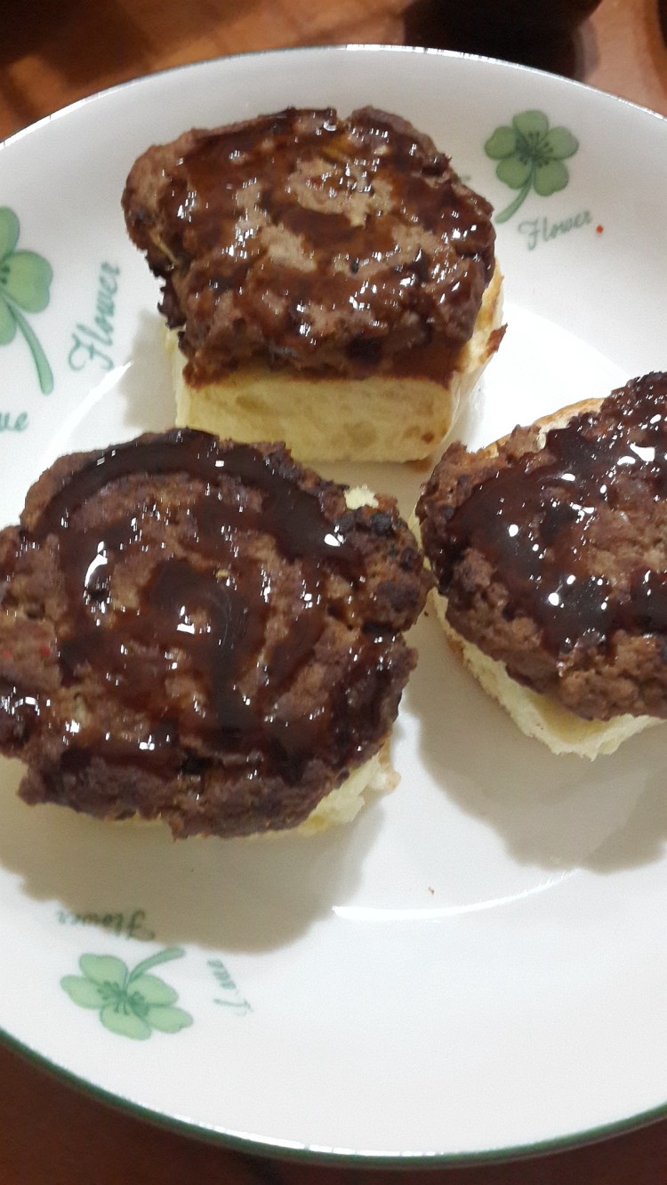 自制牛肉汉堡步骤7