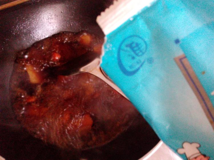 土豆胡萝卜红烧牛肉步骤14