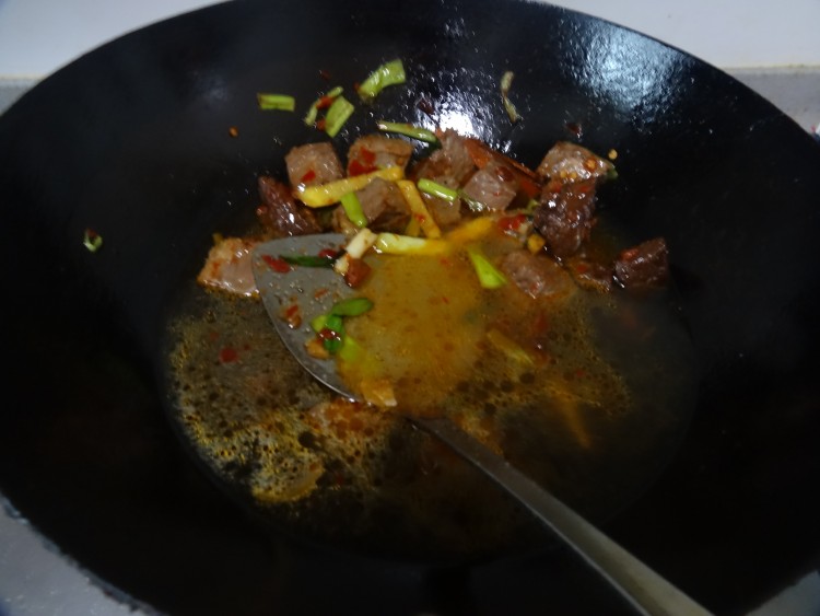 白萝卜烩牛肉步骤10