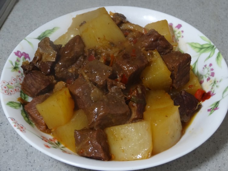 白萝卜烩牛肉步骤15