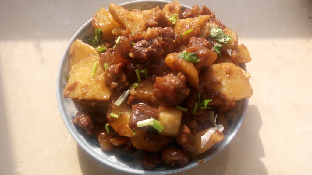 土豆酱牛肉步骤11