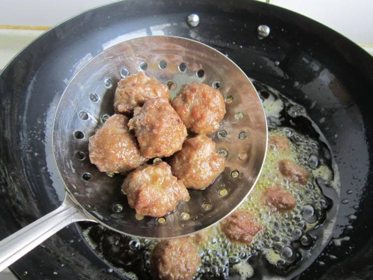 干炸牛肉丸步骤8