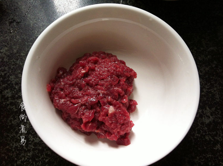 牛肉榨菜番茄汤包步骤7