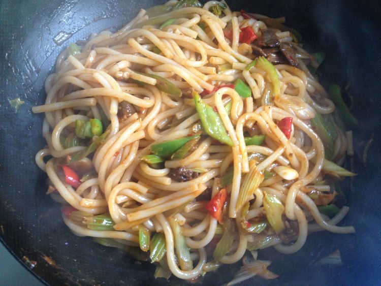 牛肉炒米粉步骤11