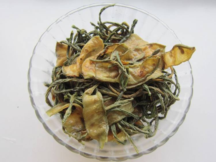 胡萝卜干豇豆炖牛肉步骤1