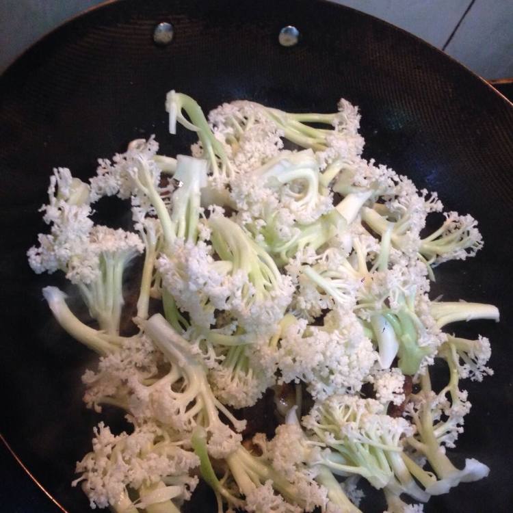 花菜焖牛肉步骤6