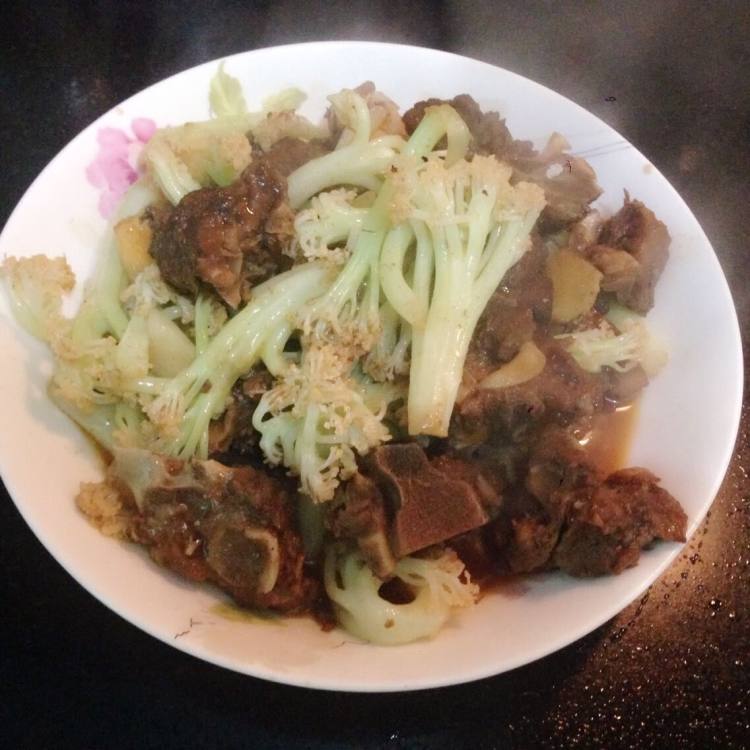 花菜焖牛肉步骤8
