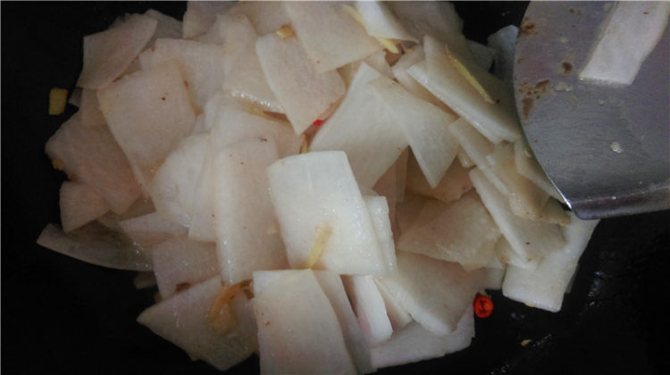 水煮牛肉萝卜步骤6