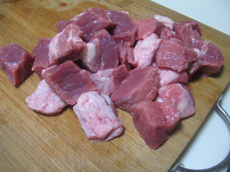 香浓咖喱牛肉饭步骤1