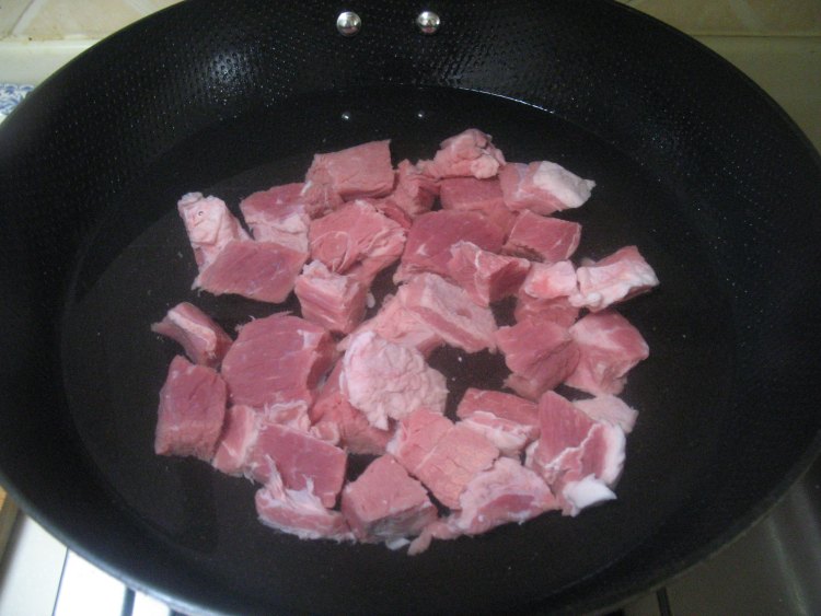 香浓咖喱牛肉饭步骤2