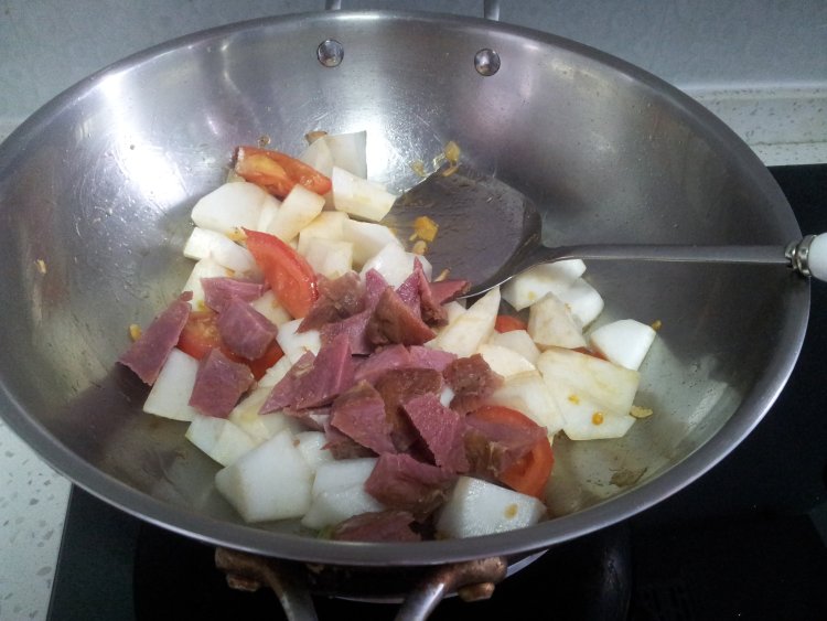 番茄牛肉萝卜丸子汤步骤7