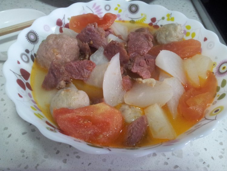 番茄牛肉萝卜丸子汤步骤12