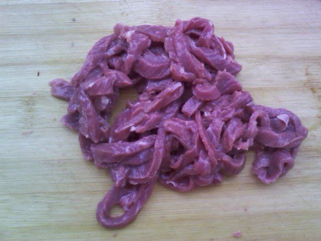 茭白牛肉丝步骤1