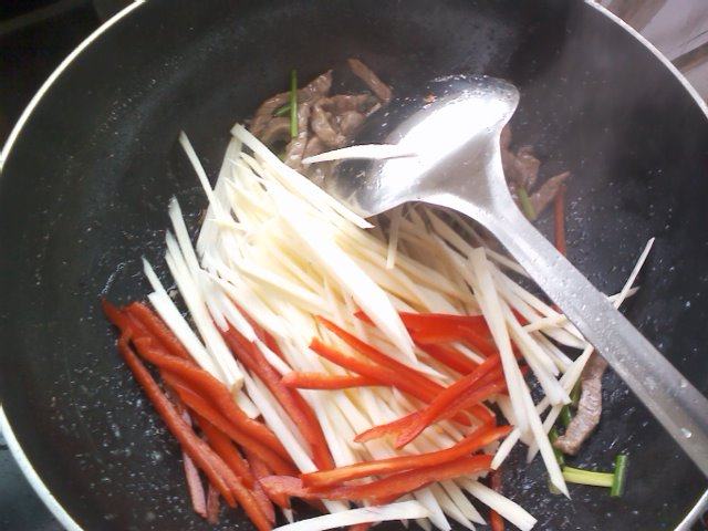 茭白牛肉丝步骤6