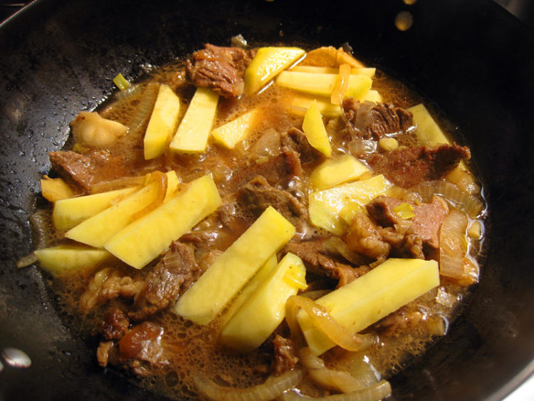 粉丝土豆烧牛肉步骤7