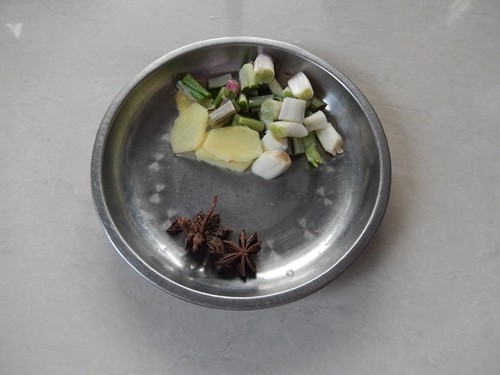 白菜牛肉炖粉条步骤4
