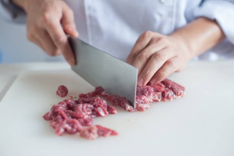 胡萝卜炒牛肉丝步骤1