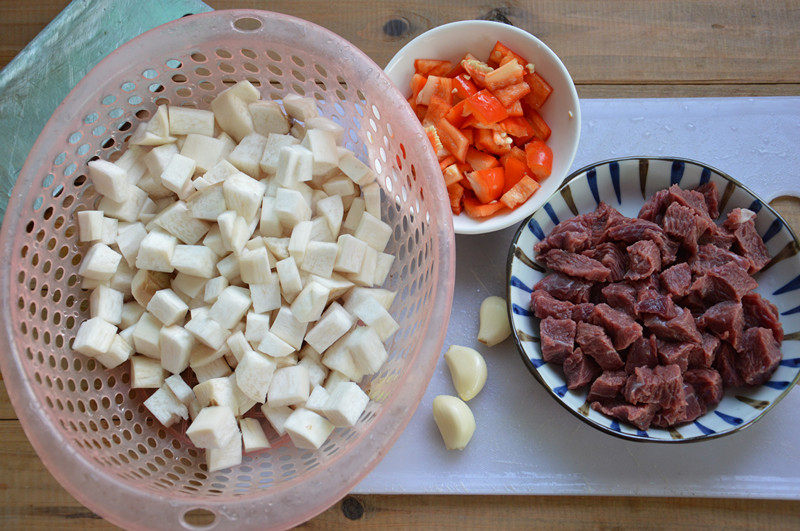 杏鲍菇牛肉丁步骤1
