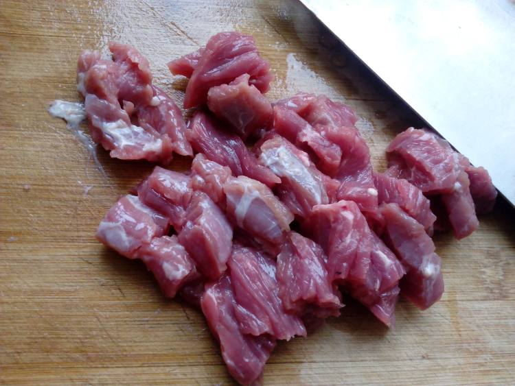 青萝卜炖牛肉步骤2