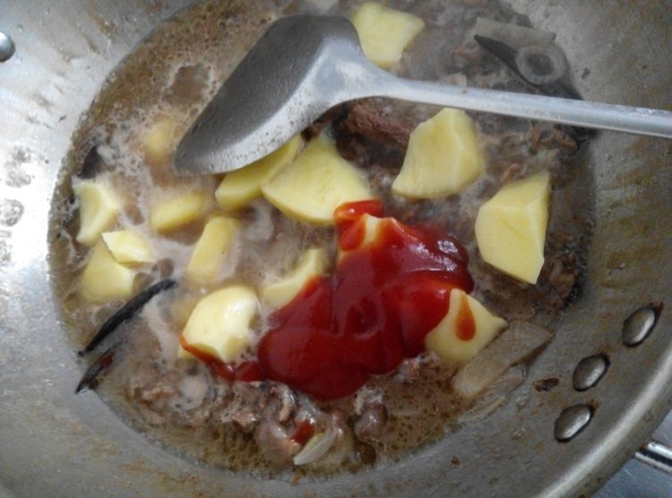 香辣土豆烧牛肉步骤9