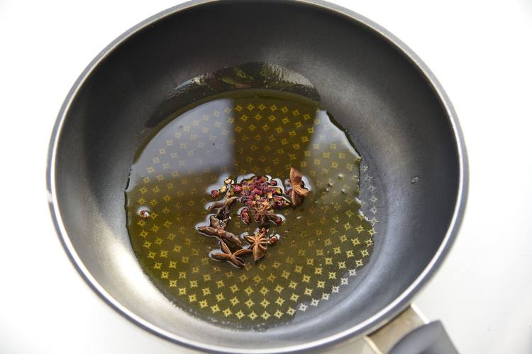 私房牛肉面步骤3