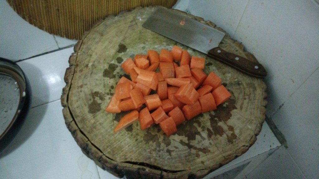 胡萝卜牛肉煲步骤2